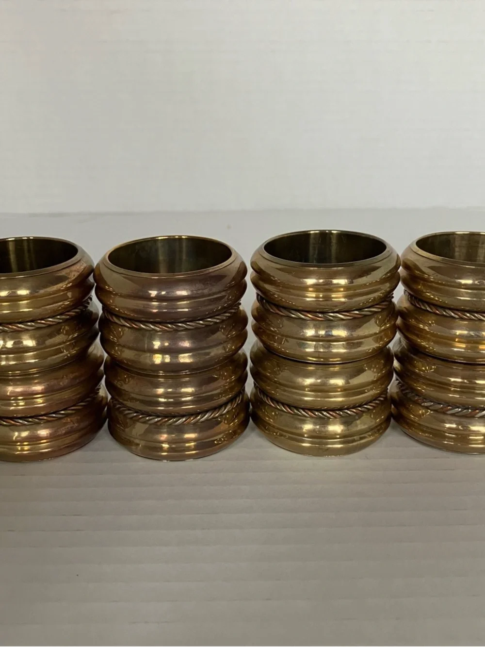 Vintage Gold Brass Metallic Napkin‎ Rings Set of 8 Ribbed Rope Details